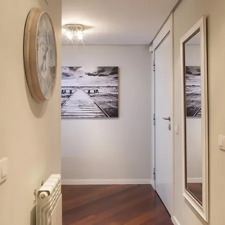 Plaza Euskadi Apartment