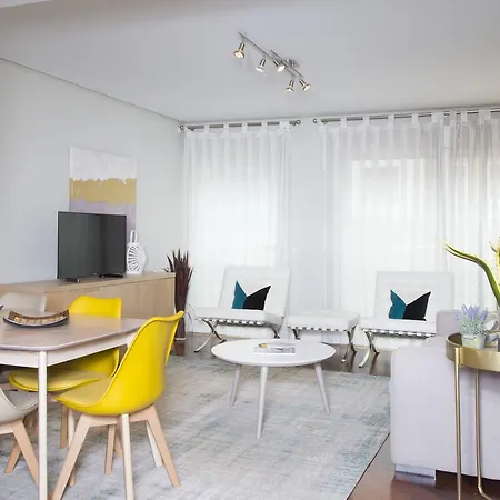 Plaza Euskadi Apartment